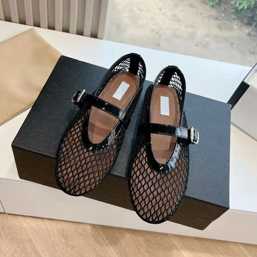 Sepatu Wanita Model Mary Jane  - Fishing Equipment Net ulasan dan harga